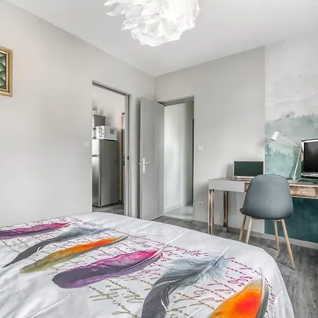 Apartment Superlogis Troyes - Naturea - Logement T2 Grand Confort - Parking - Netflix